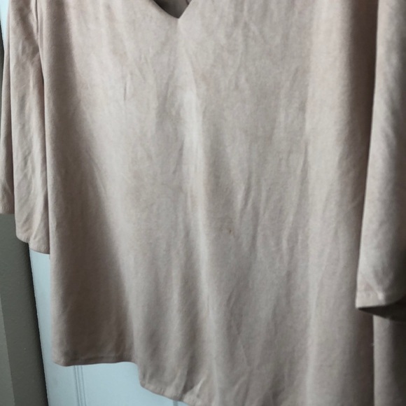 Back lace up top - Picture 2 of 4
